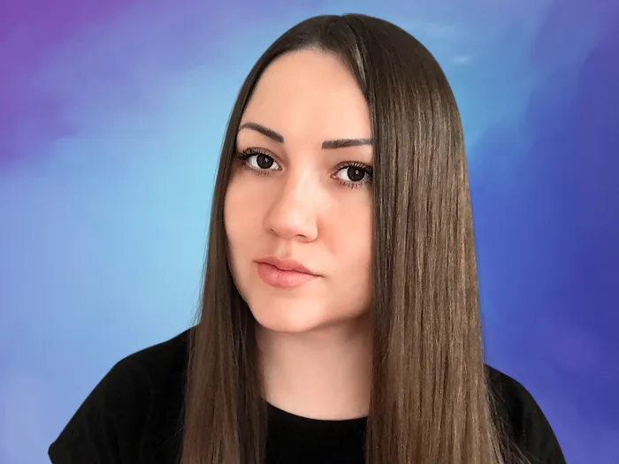 Мишель Дэйнис