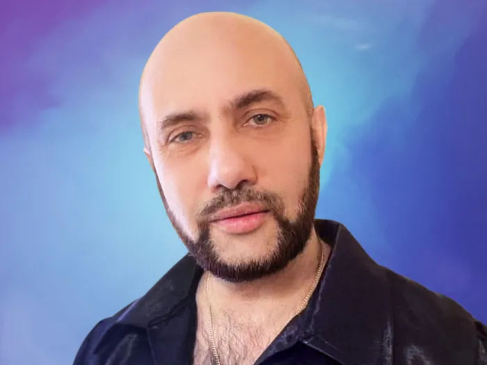 Самат Вольф