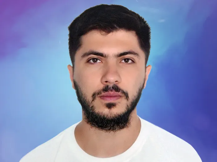 Олег Савояров