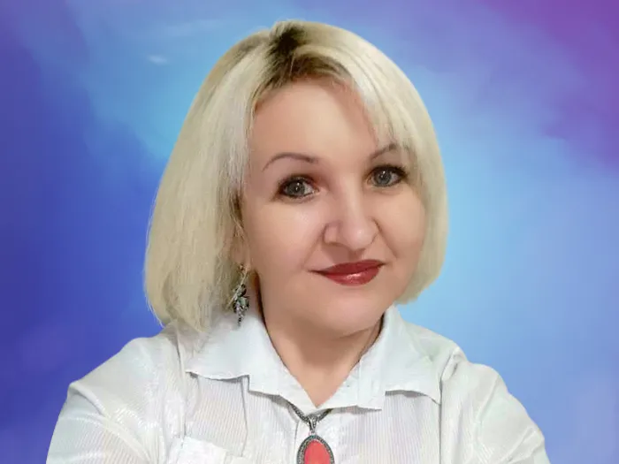 Елена Лин